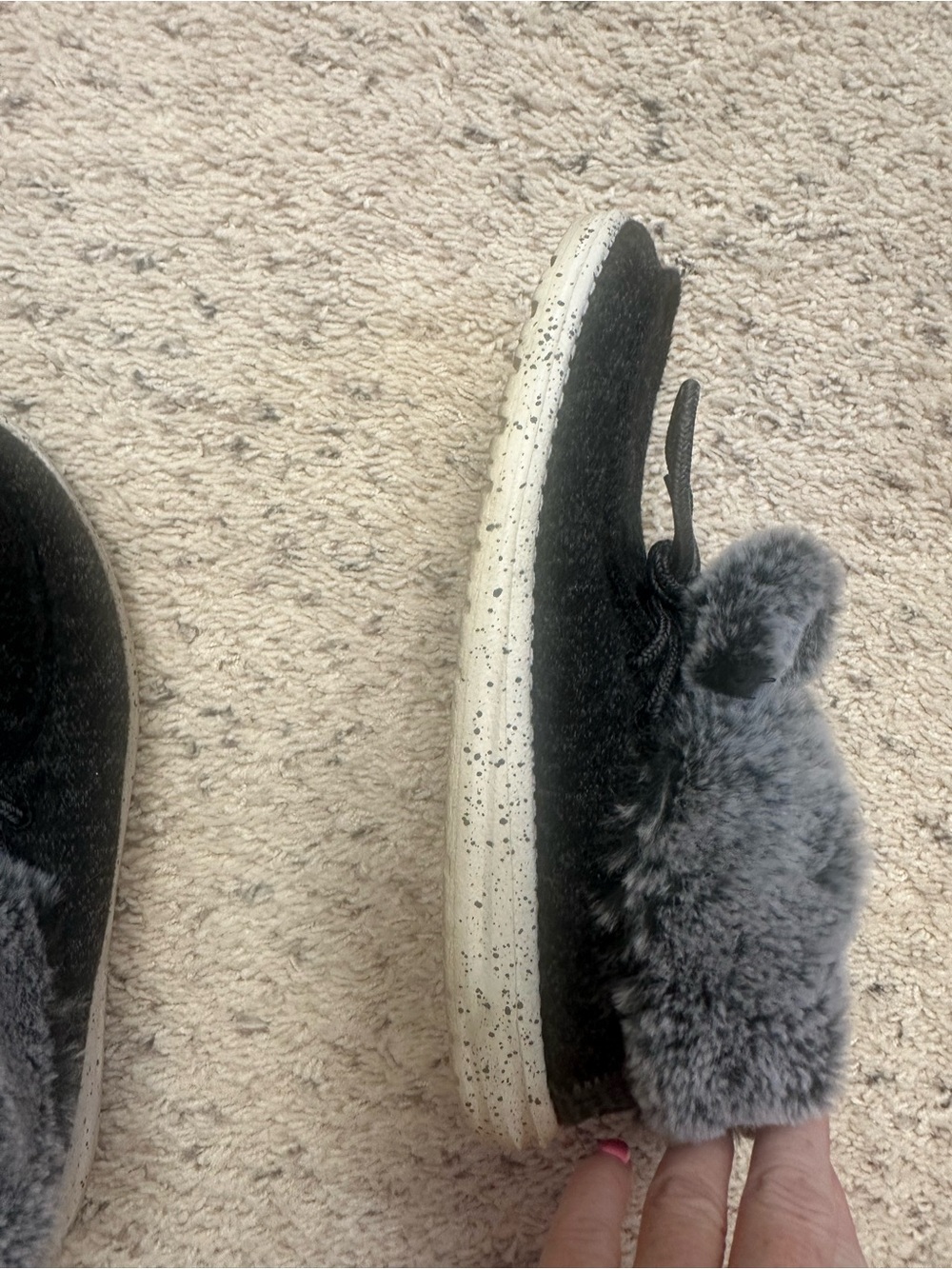 Hey Dude Women's Gray Faux Fur Lined Slip-On Shoes - Picture 3 of 6